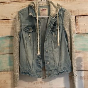 Mossimo Jean Jacket with Sweatshirt material hood and sleeves.Medium